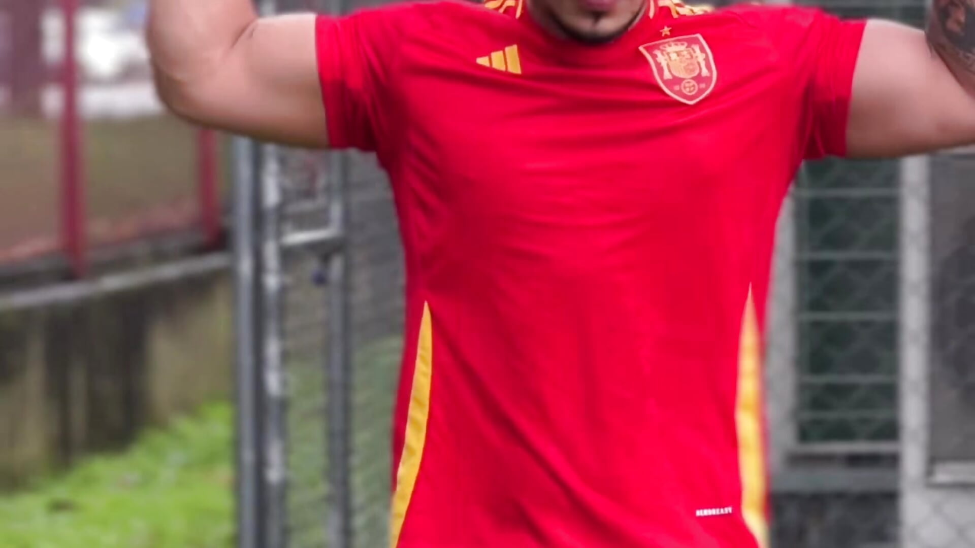 DeimonOficial - Cam Model Trending Video 1988