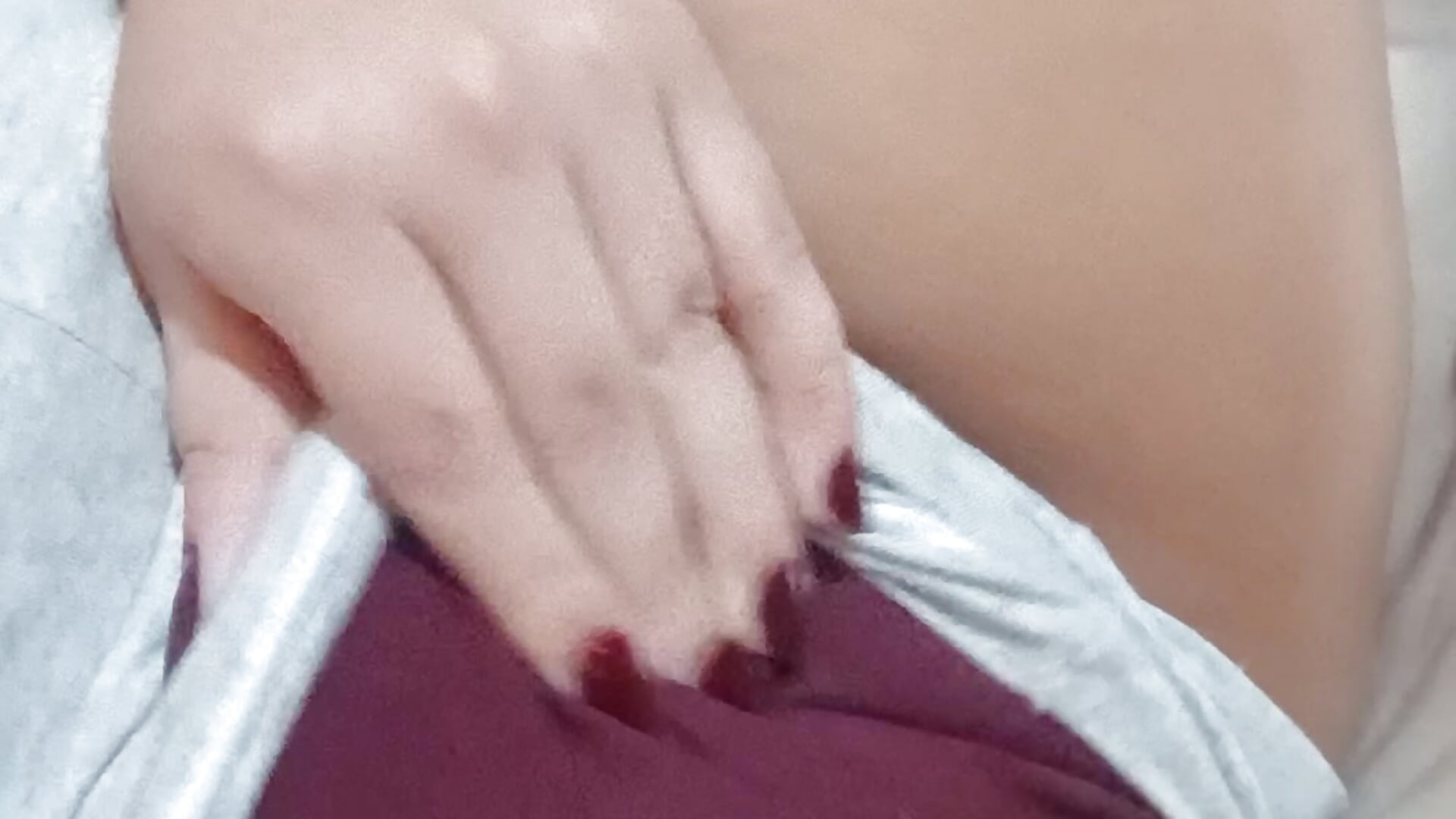 Brincando com os dedinhos 🤤 - Vídeo de Duda_06petit, modelo de vídeos