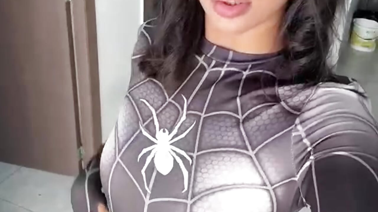 SENSUAL GIRL 🔥🤍 - vídeo de la modelo de cam Miiaa_Spencer