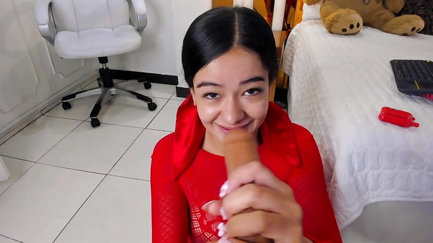 suck your cock - video by ValeriaPrado cam model