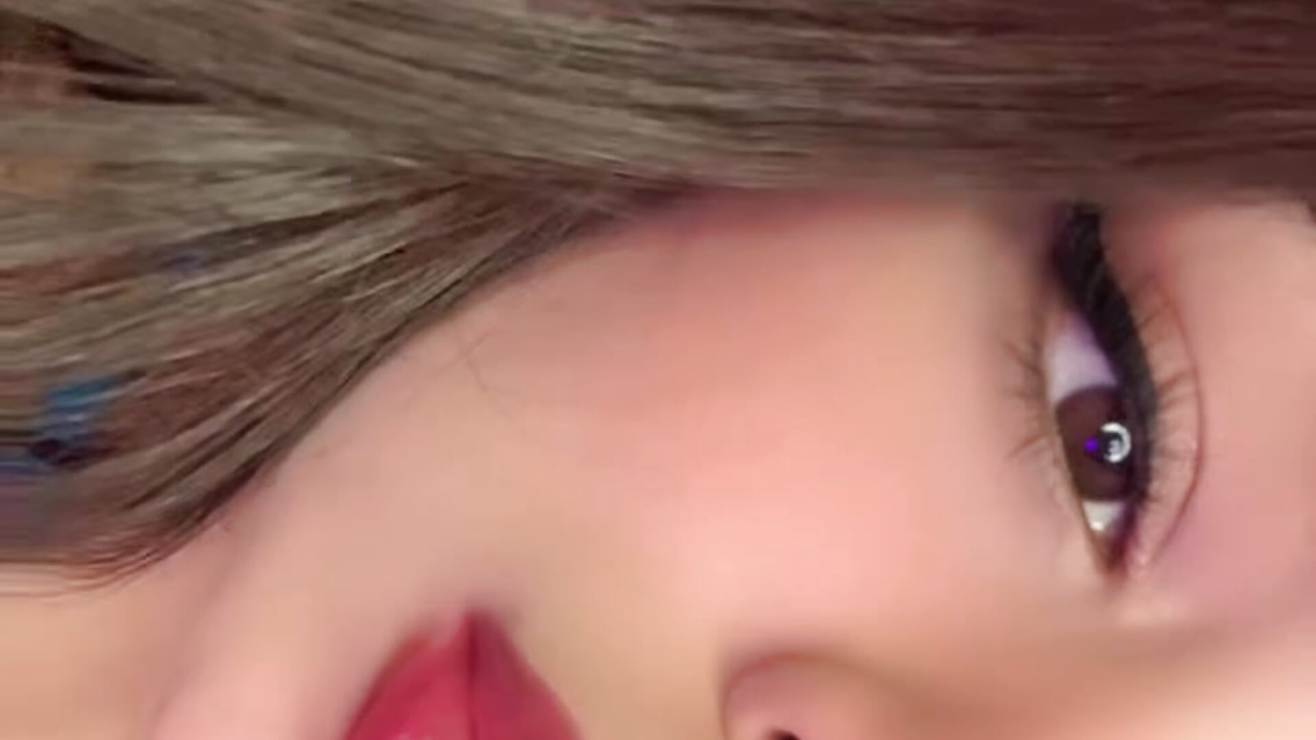 Una carita sexy🥰🩷 - video by Ashlye_Sstone cam model