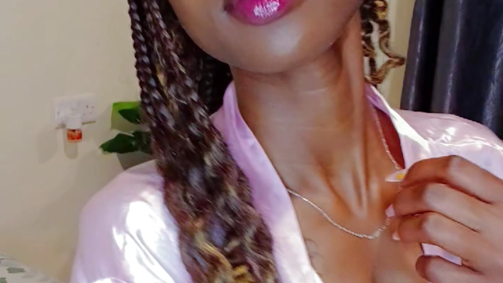 Valentines is heree😈 - Nedambale主播的视频