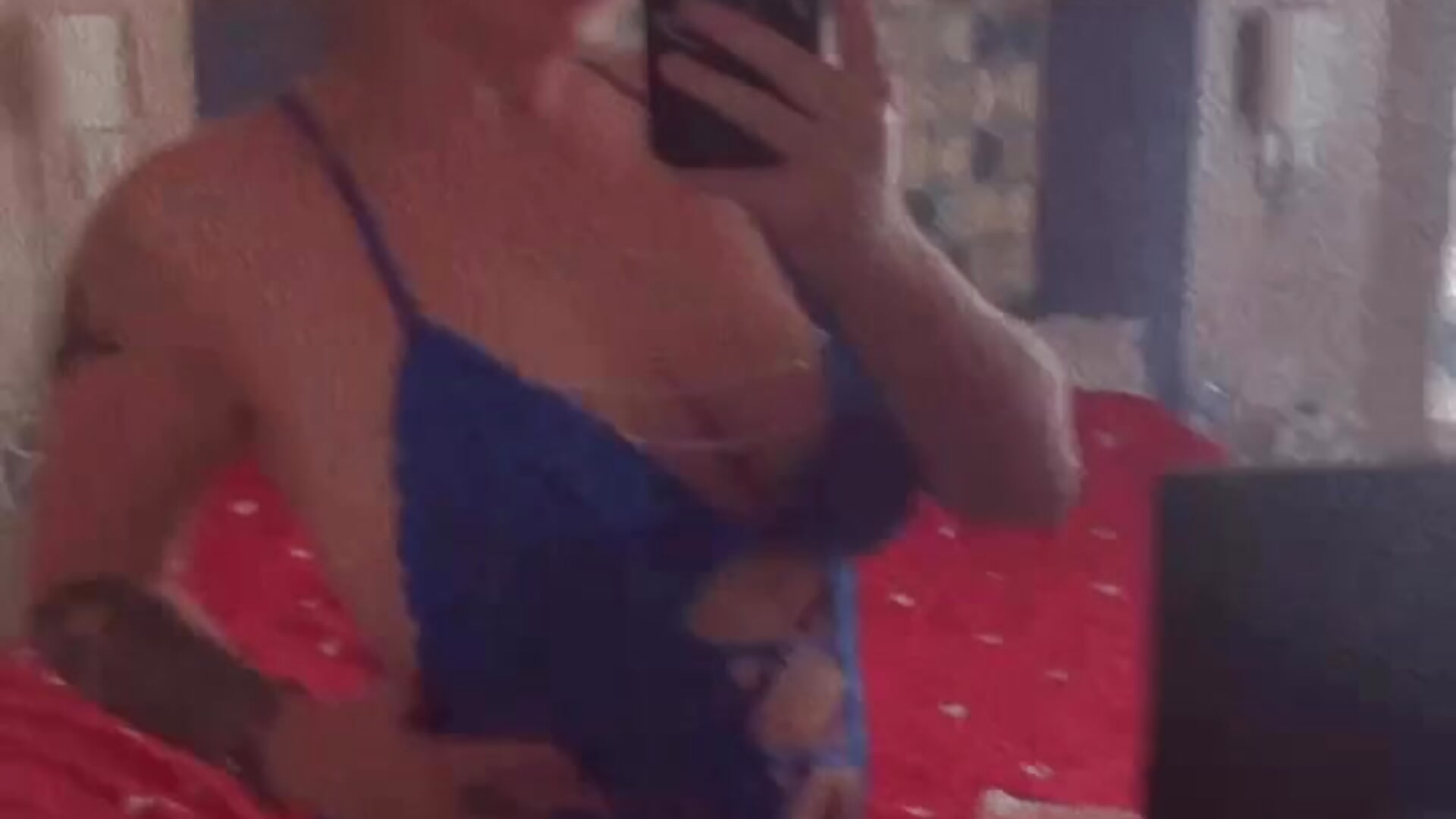 E7B093EE-0571-40D4-BB3C-F9FB4998C915 - video by Ruby_Riley