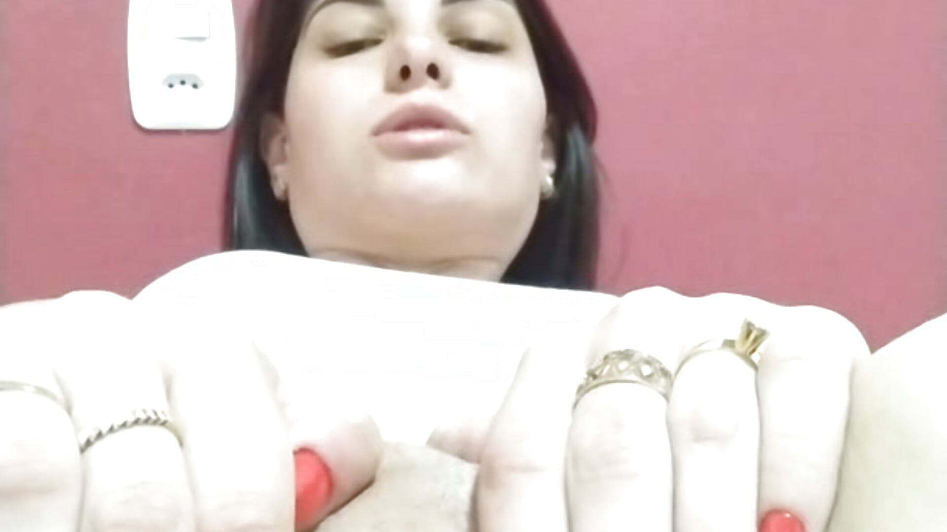 Vibrando 😏🤤🥵 - video by RubyMiel