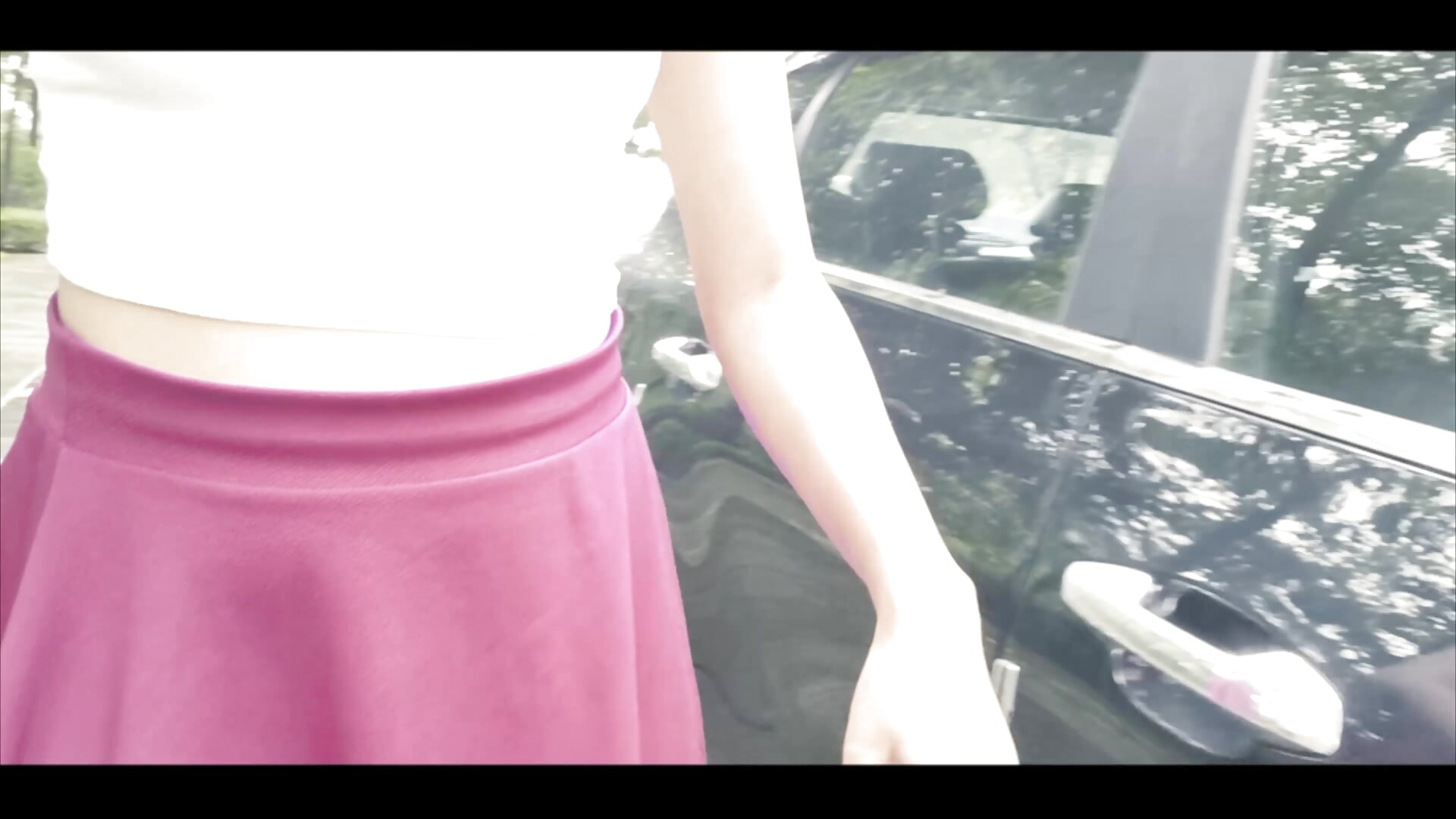 Preview_Chasing a Stranger’s Car Because My panty Were Hanging on ORVM – video af SinfulTemptation cam-model