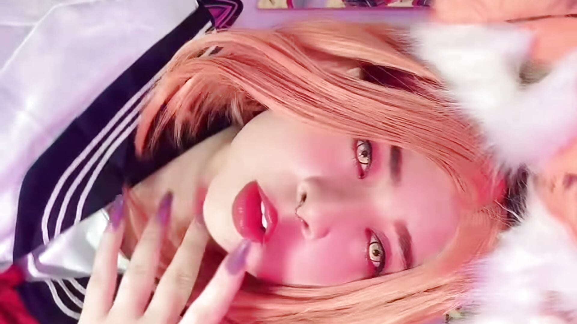 8c9177d8e390441aa5e3c0d5ec5e4f01 - vídeo de Lucycosplay777 modelo de câmara