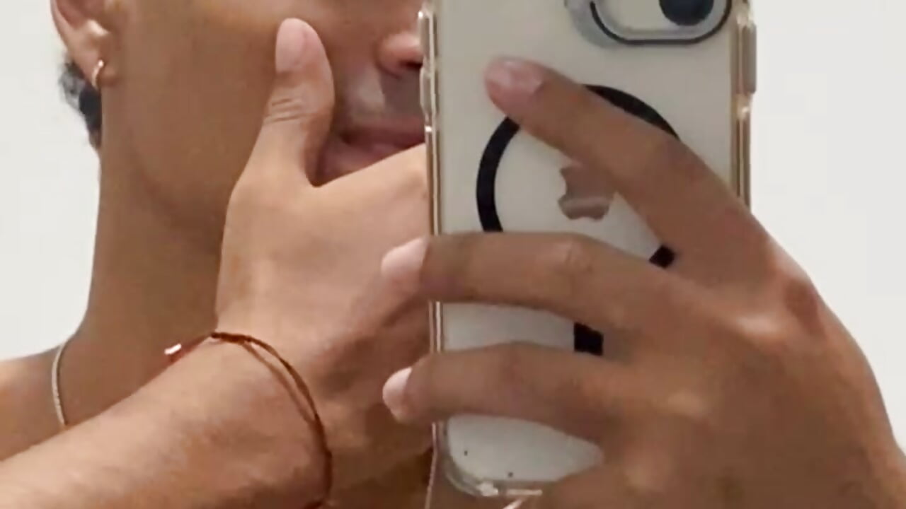 at home disheveled - vídeo de Jacob_606 modelo de câmara