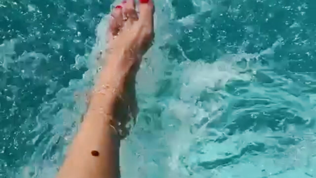 4ae00e7d742f4ae2ae13f765ef3c179c - video van Lolaaaaa001 cam-model