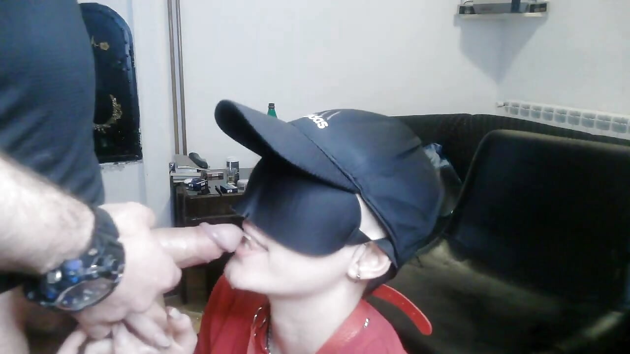 Rainbow rain! – video od webkamerové modelky filthyppl