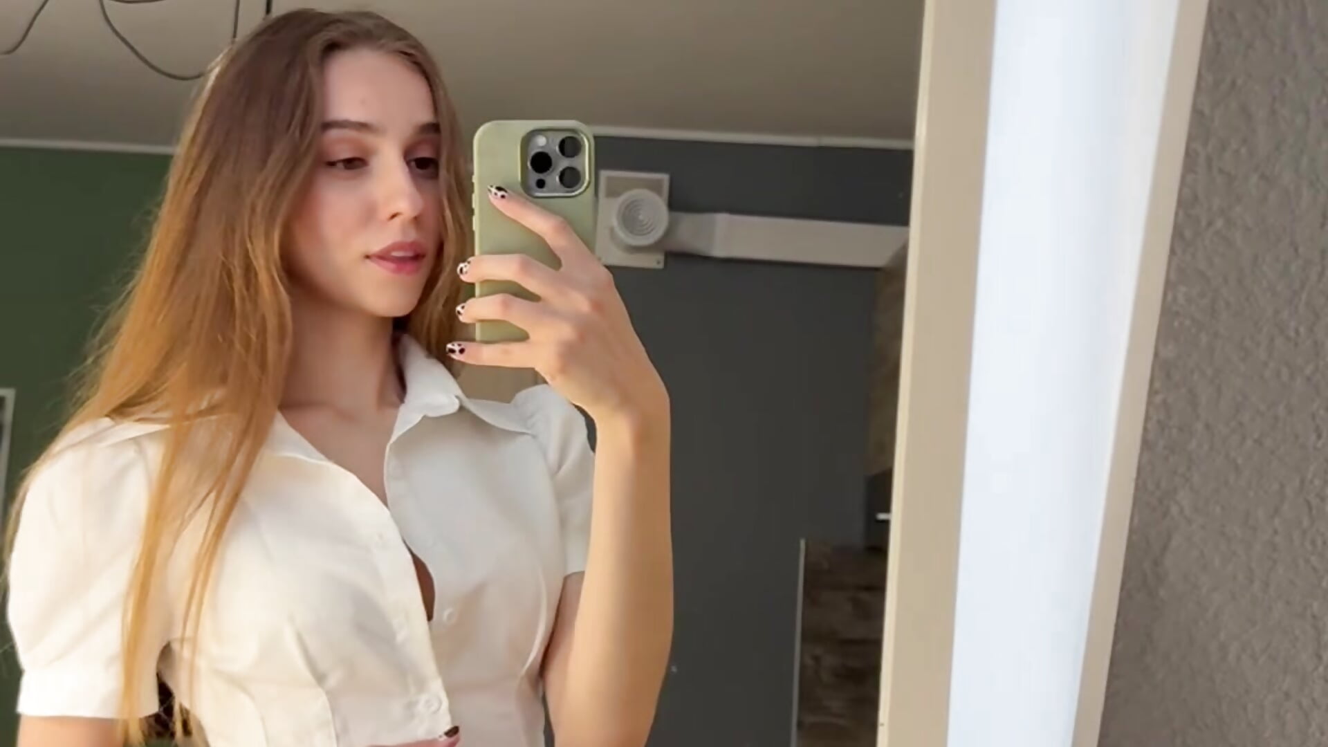 little teasing - vídeo de la modelo de cam IsobelCashin