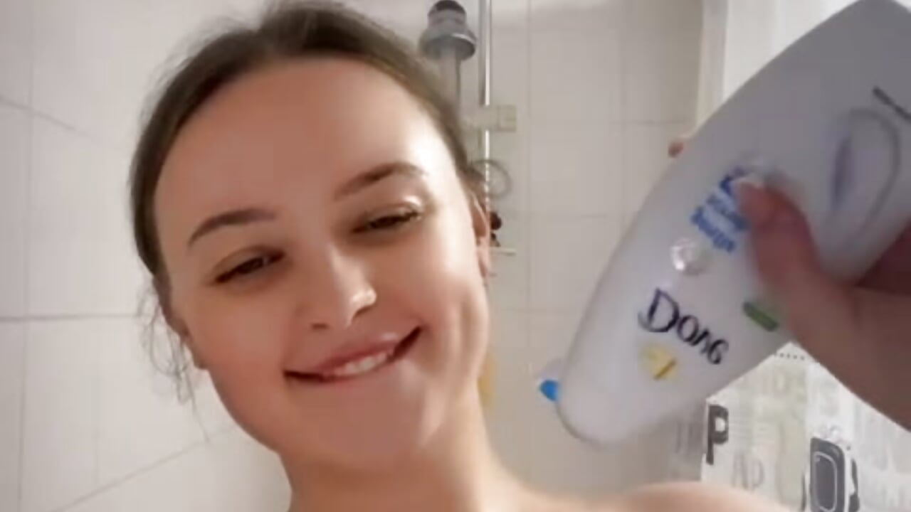 I hope you like SOAPY BOOBS 🥹 - video của người mẫu cam SexySashaxox