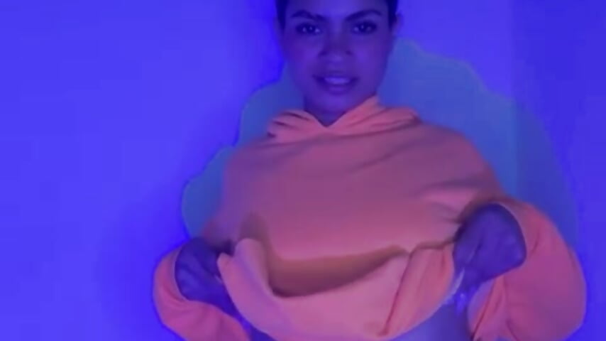 A little bit of what you can get 🥵😈 - video by Saray-sexy1 cam model