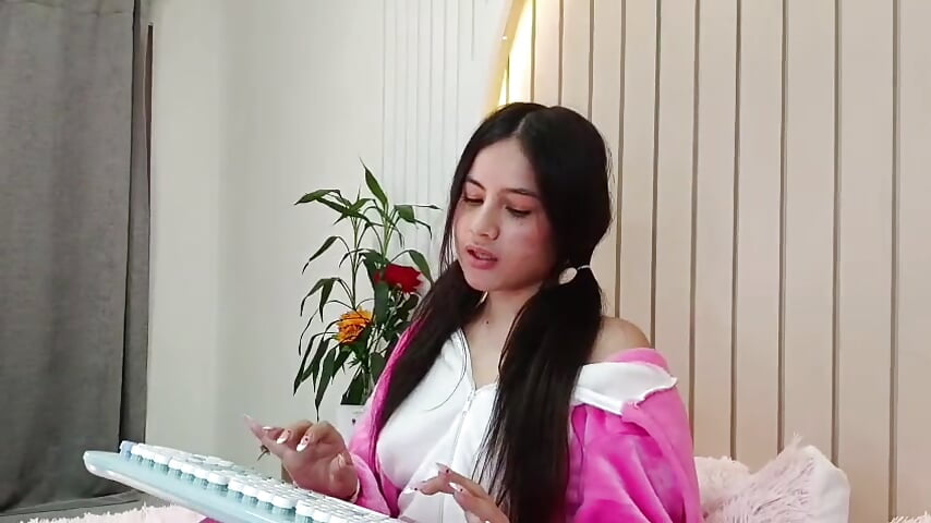 🧁 Your Sweety Pie🌸 - video by ameliiaa_smith cam model