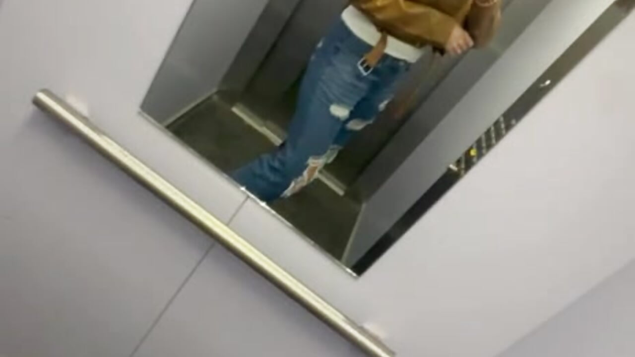 welcome - video by MiaDelrosee cam model