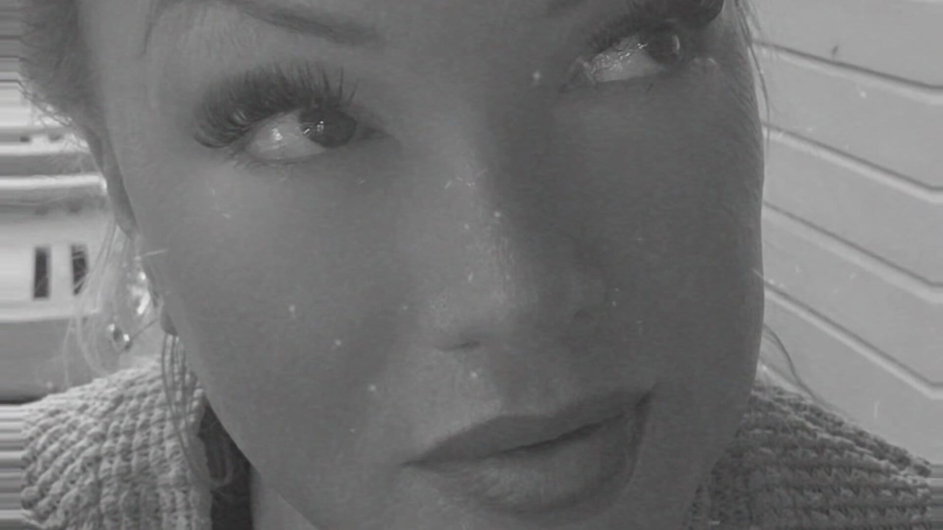 1000008351 - video by Sugarloveless cam model