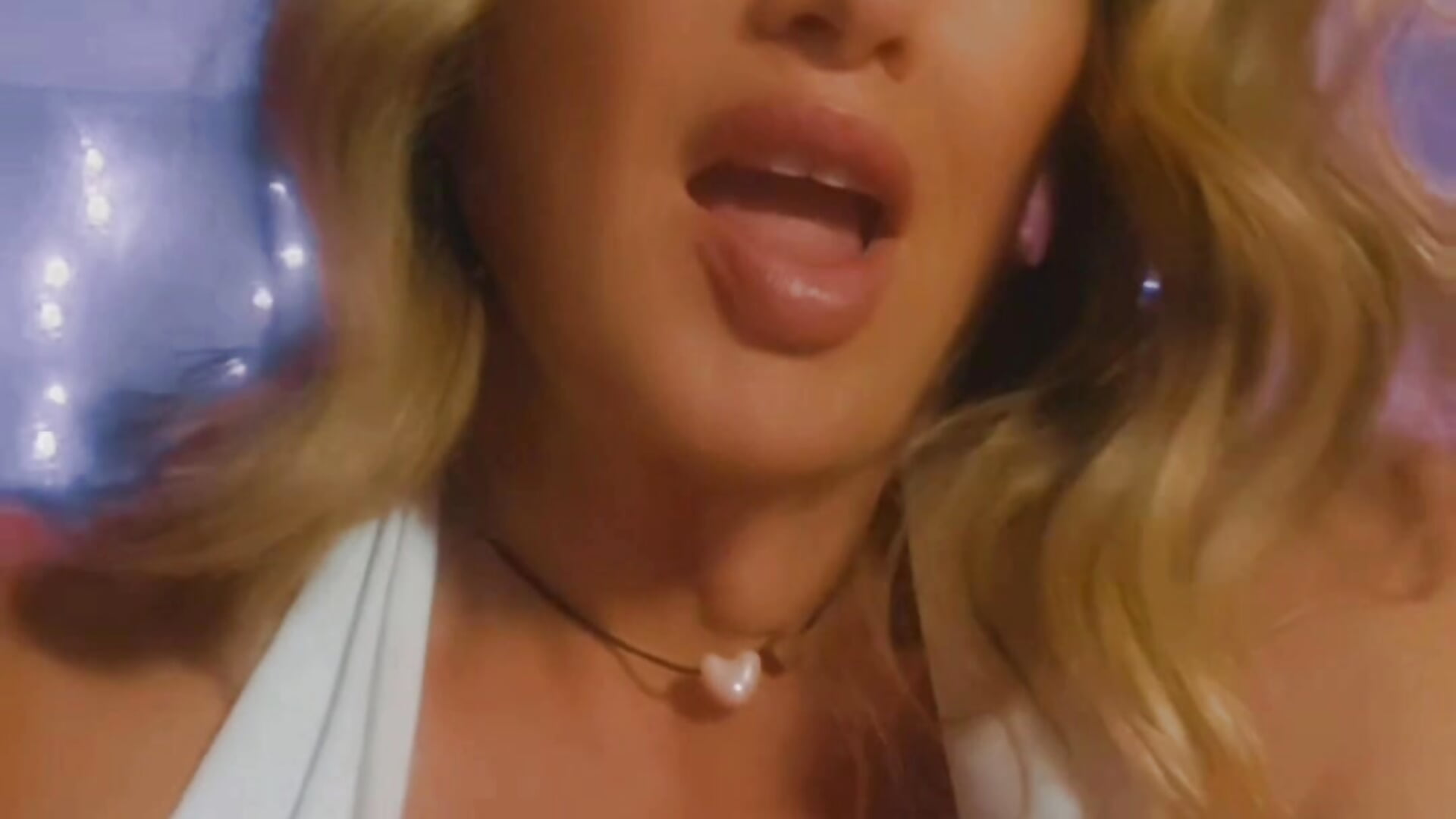 1000012346 - video by Sugarloveless cam model