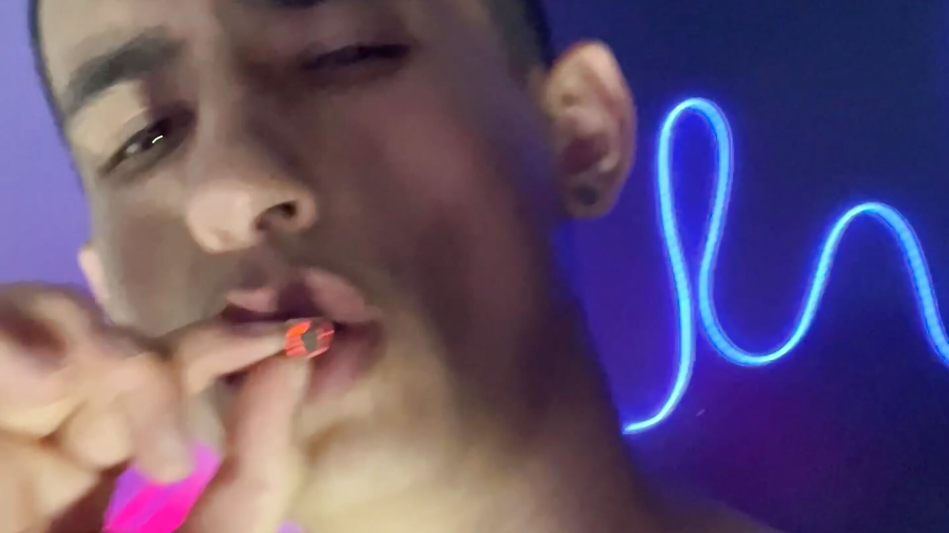 Hígh - فيديو من Damartinez27 موديل الكام