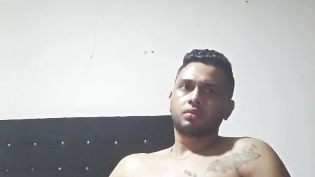 cfull cum bby - video by Ryan_xc1 cam model