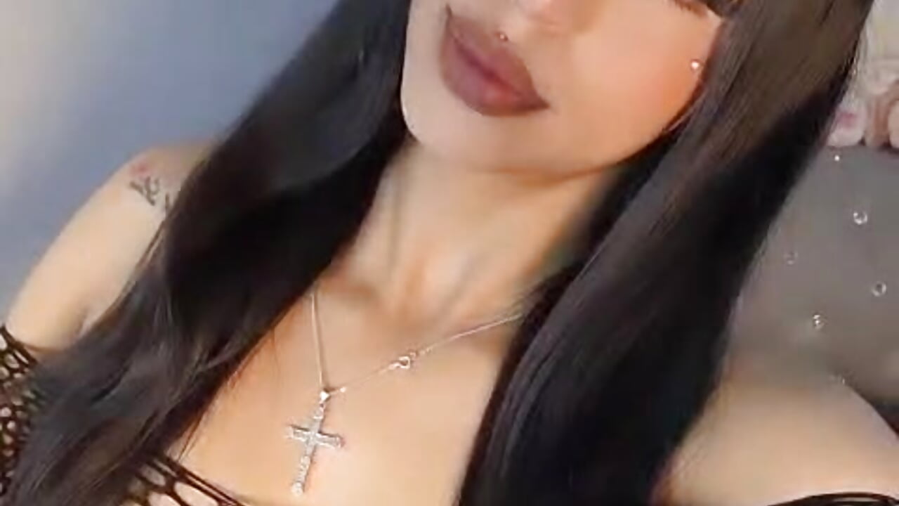 😻❤️ - video by sofia_garcia01 cam model