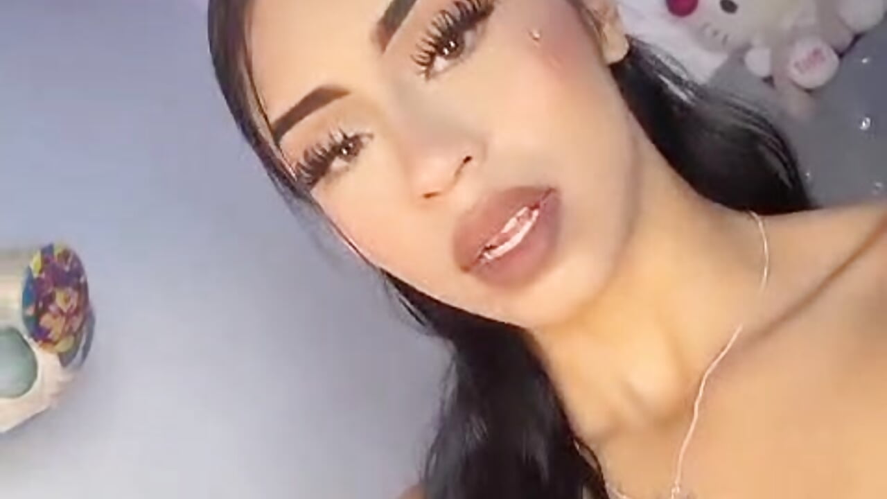 💖👅 - video by sofia_garcia01 cam model