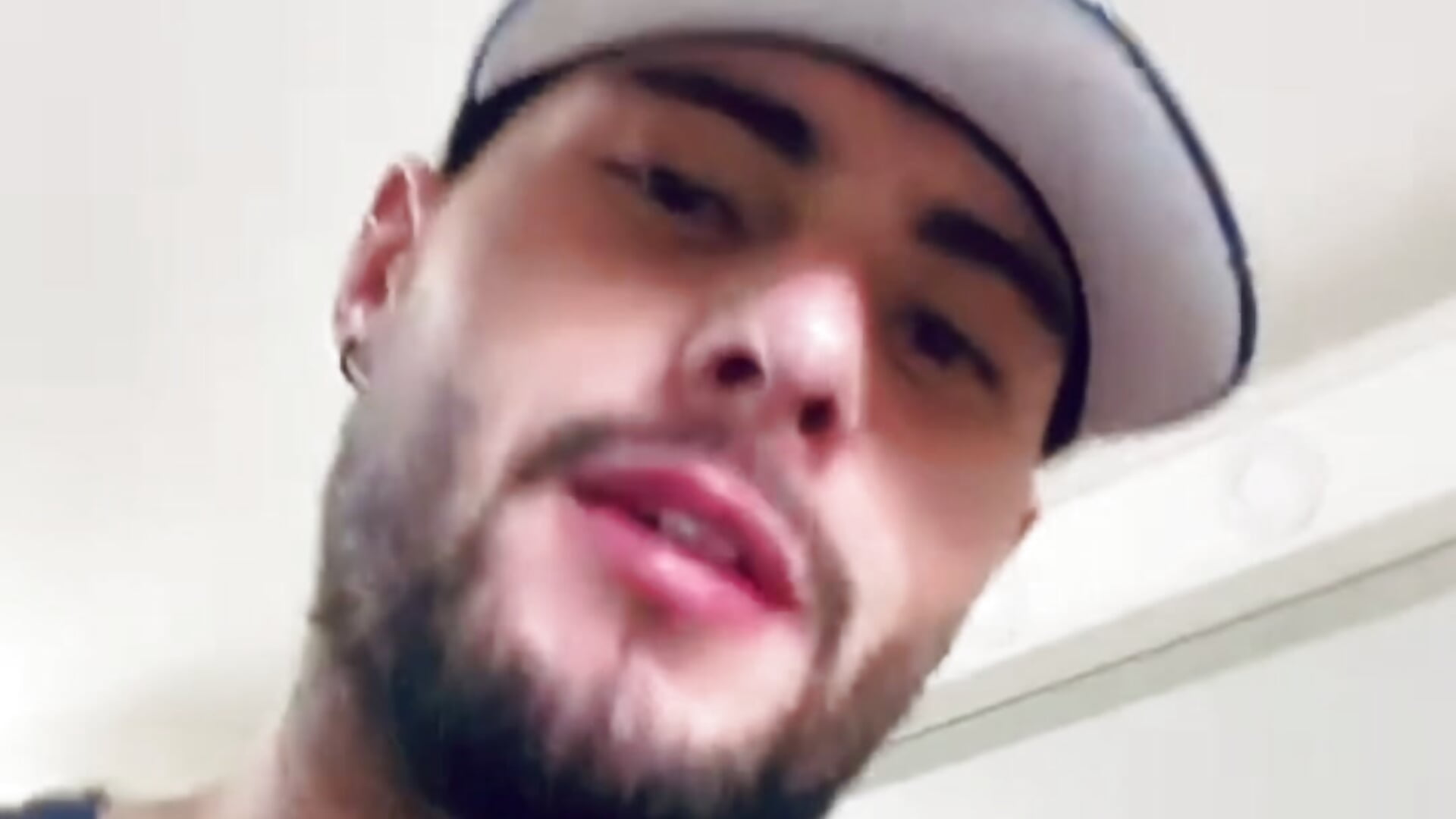 50DC9FD8-D01C-4EDB-8DC0-AA2BE3A59A4F - vídeo de dominic_de_luca modelo de câmara