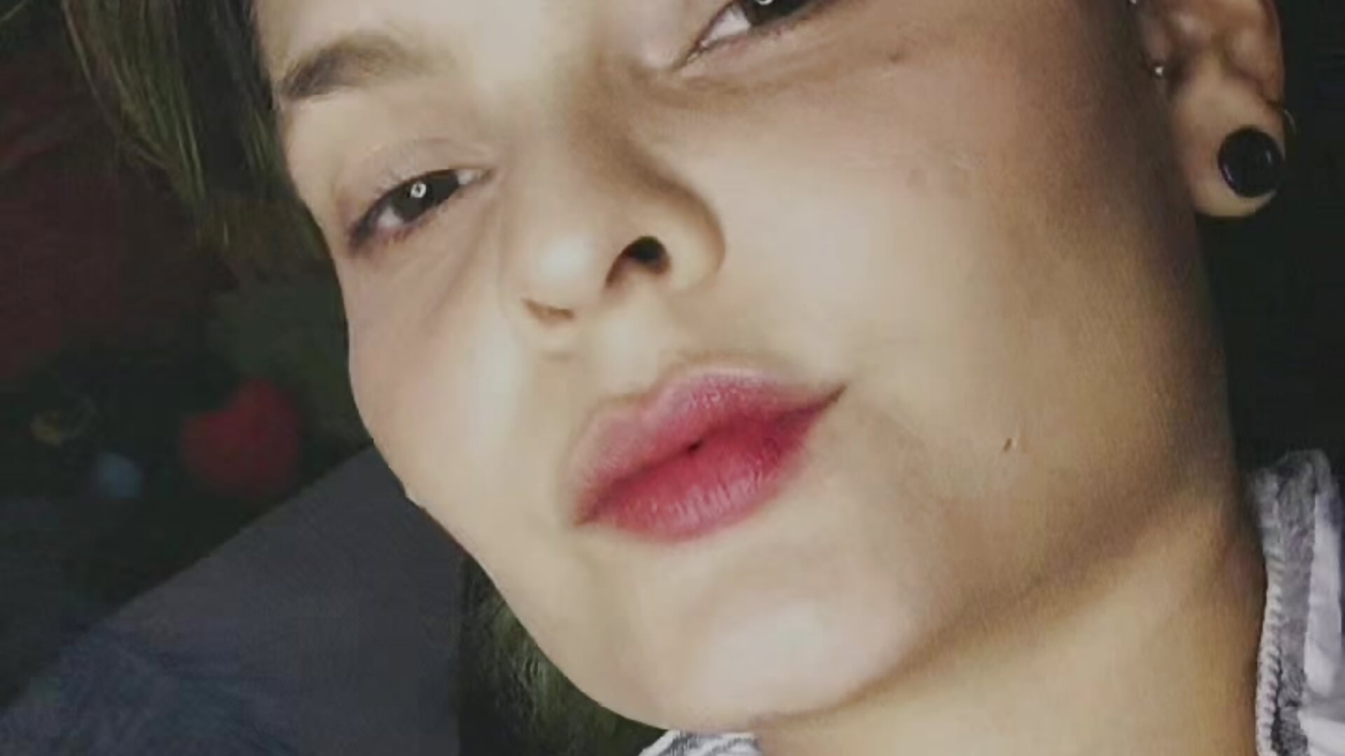 Hello :) - video di infernal_charm1 modella di cam