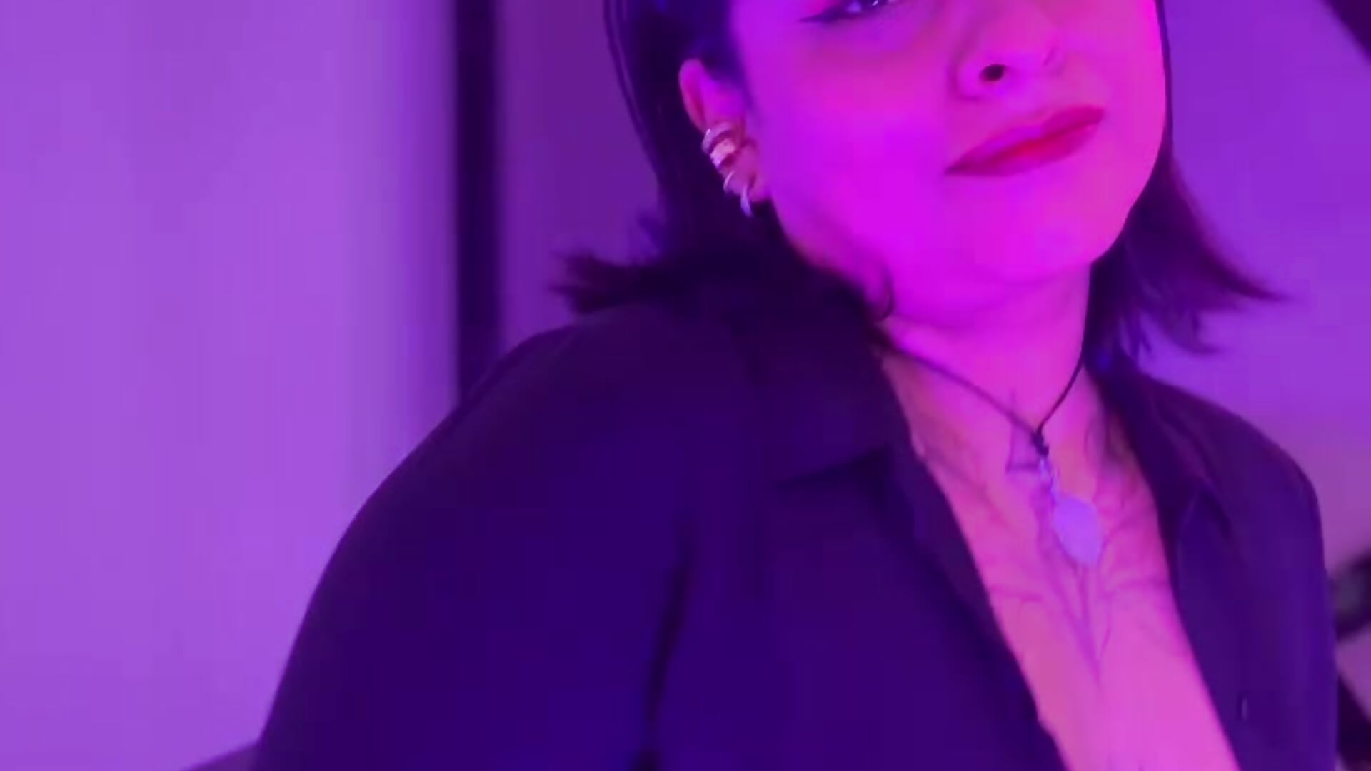 Hello guys ❤️ - video by Naia69 cam model