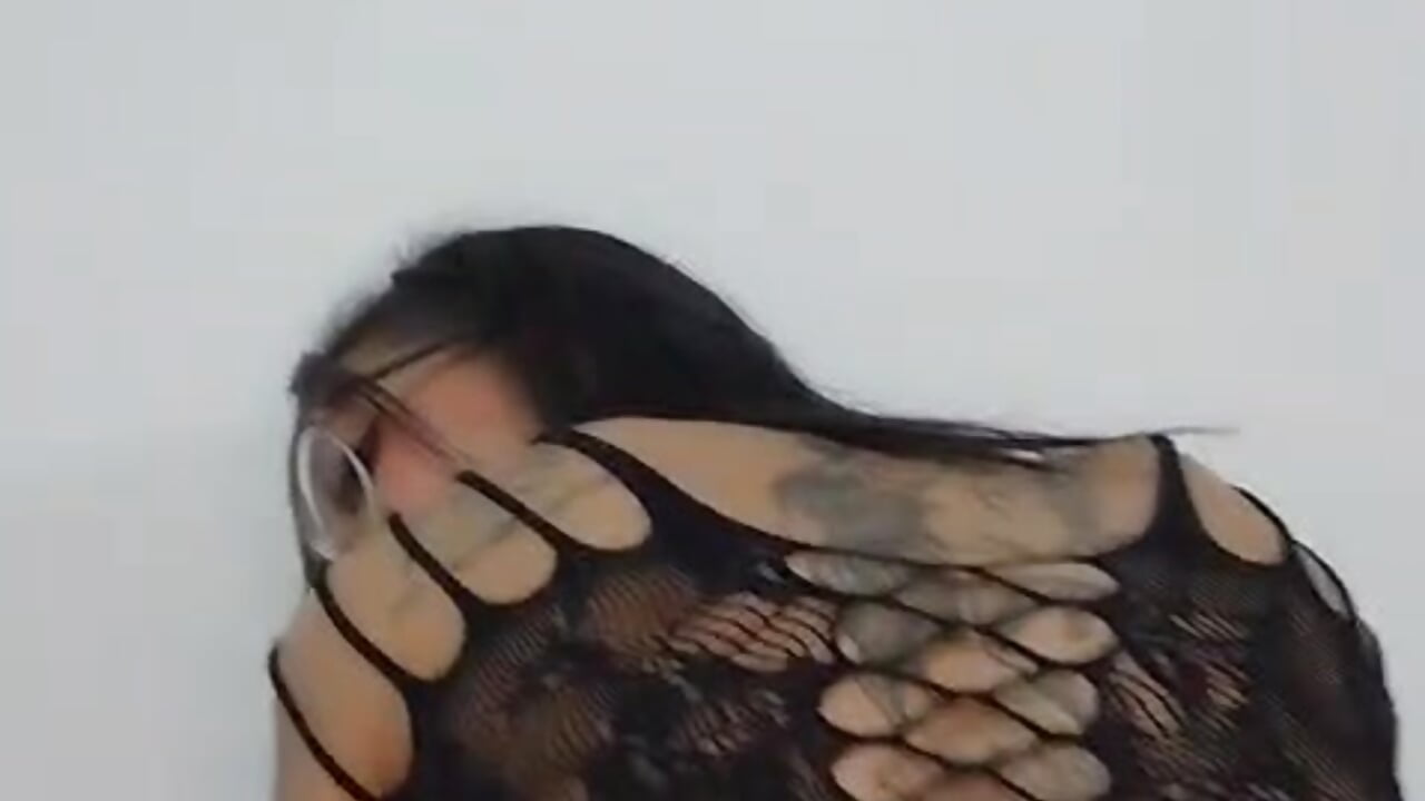 Huge ass - video by Engeelll cam model