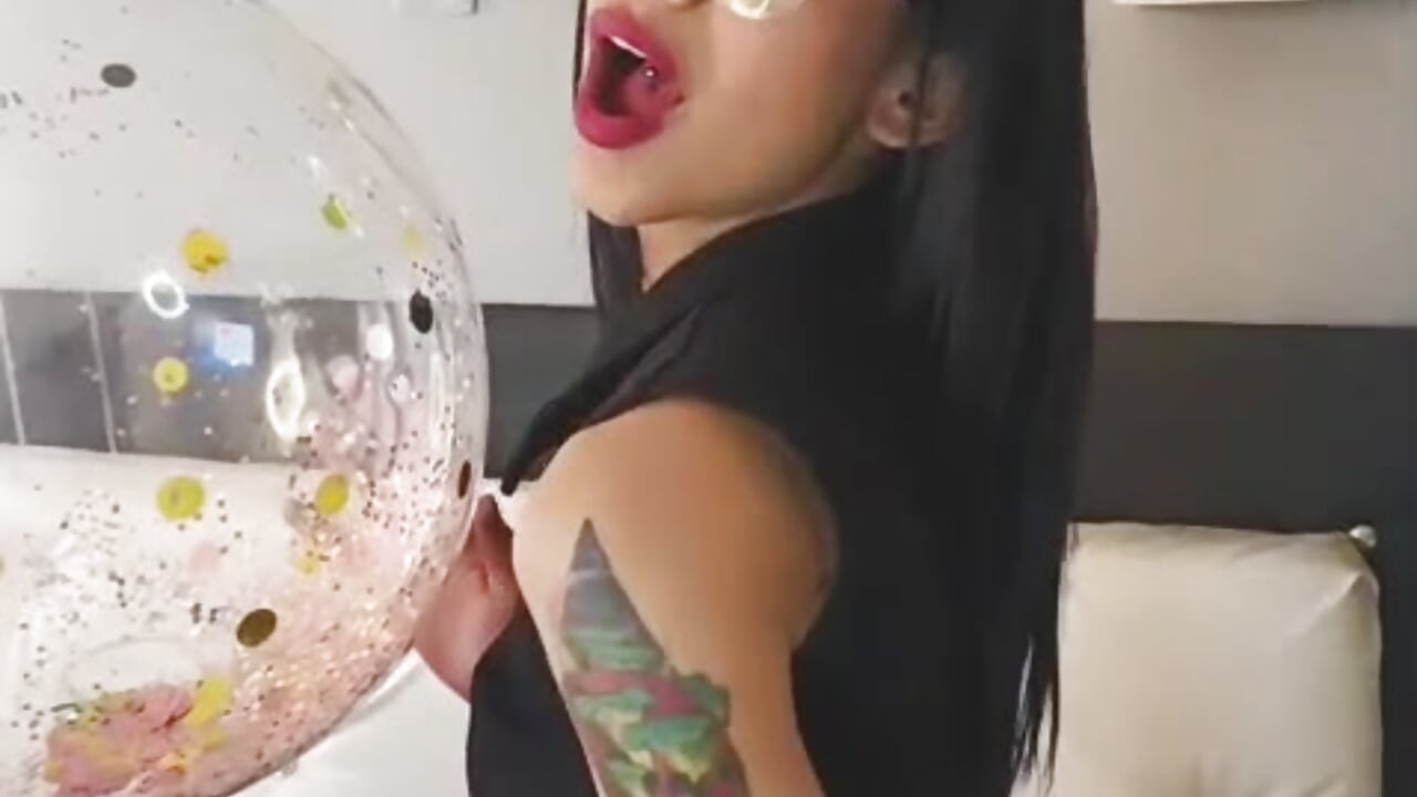 ❤️‍🔥 - video by Engeelll cam model