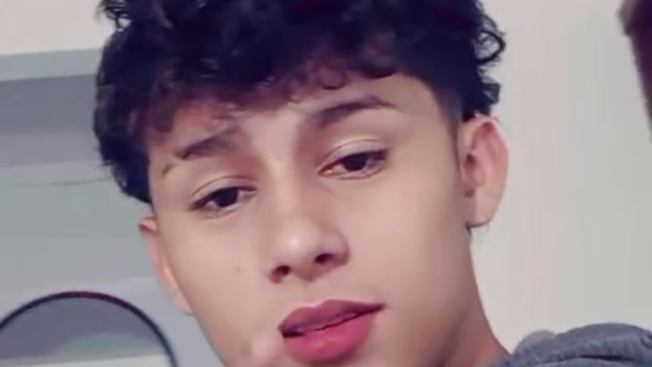 ME- - video by elias_steel1 cam model