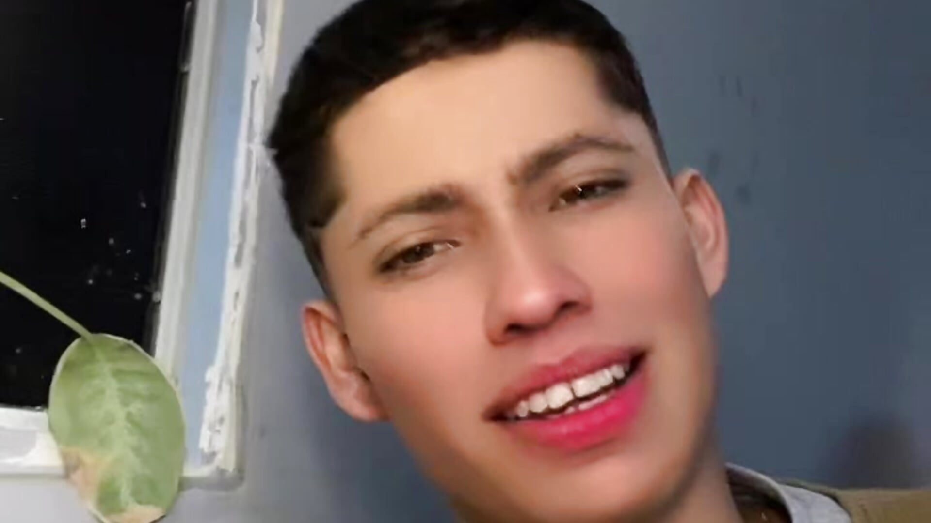 c347f10d681346fc9e968cfacaf60ce1.mov - video by elfernh cam model