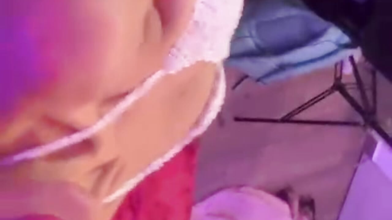 Video de WhatsApp 2025-11-24 a las 00,58,21_4c9f9a13 - video by samiacooper25 cam model