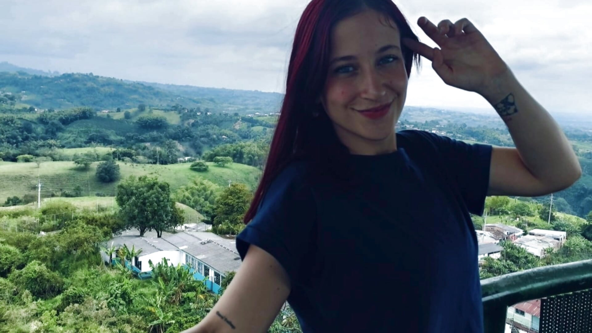 Know me!♥ - video by Laura_Ivy cam model