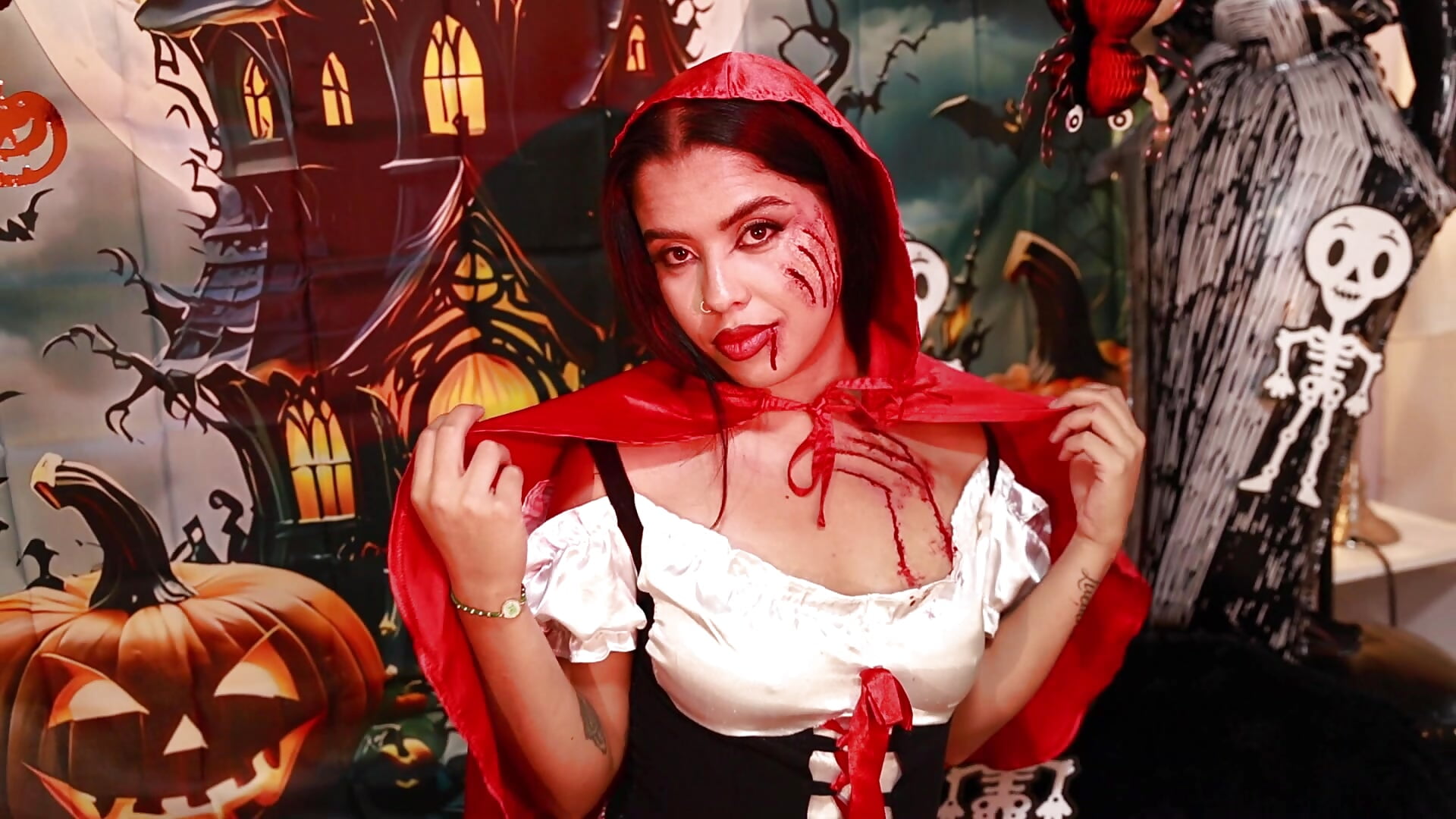 Spooky season ♥ - video by cloe_spencerr cam model