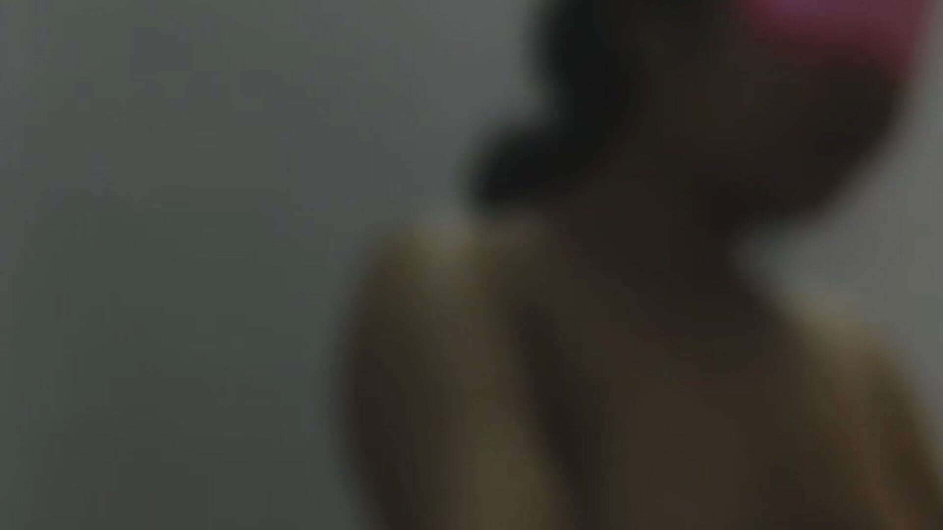 Blowjob with mask only - video by Tasvaaa cam model