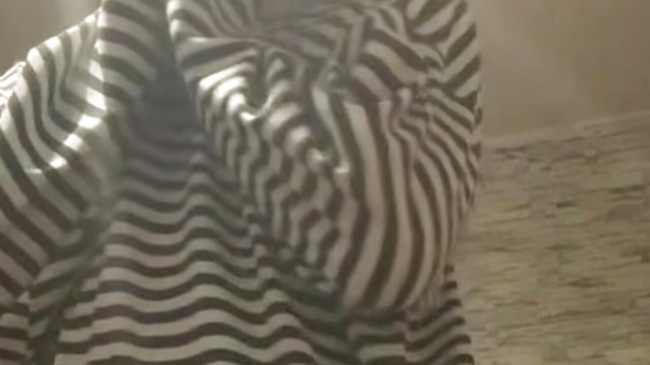 mi🐹 - video by femboyu4u cam model