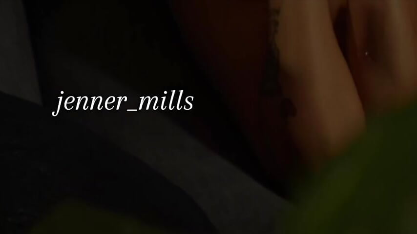 JENNER_MILLS  CB - відео від вебкаммоделі Miss_Charlottet