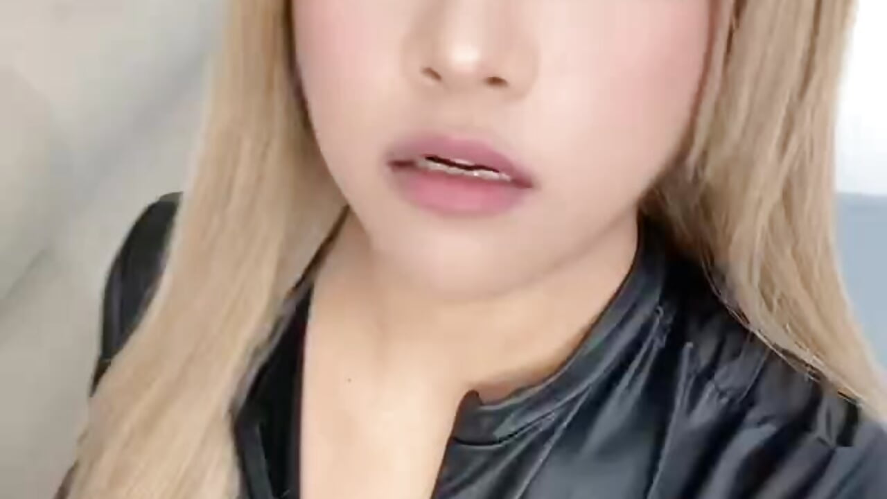 Saphira－カメラキャストのSaphira_Luxxの動画