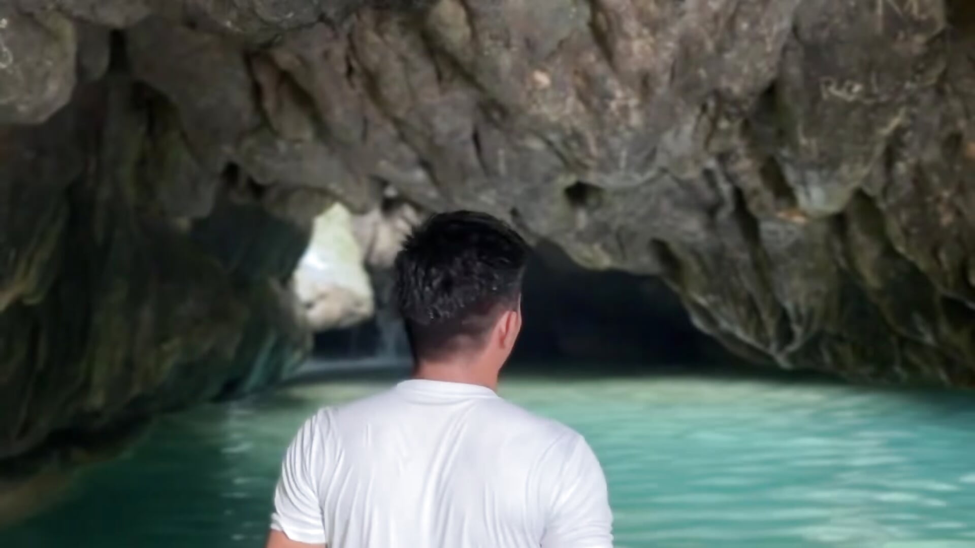 IMG_5515 - فيديو من Lloyd_wintours موديل الكام