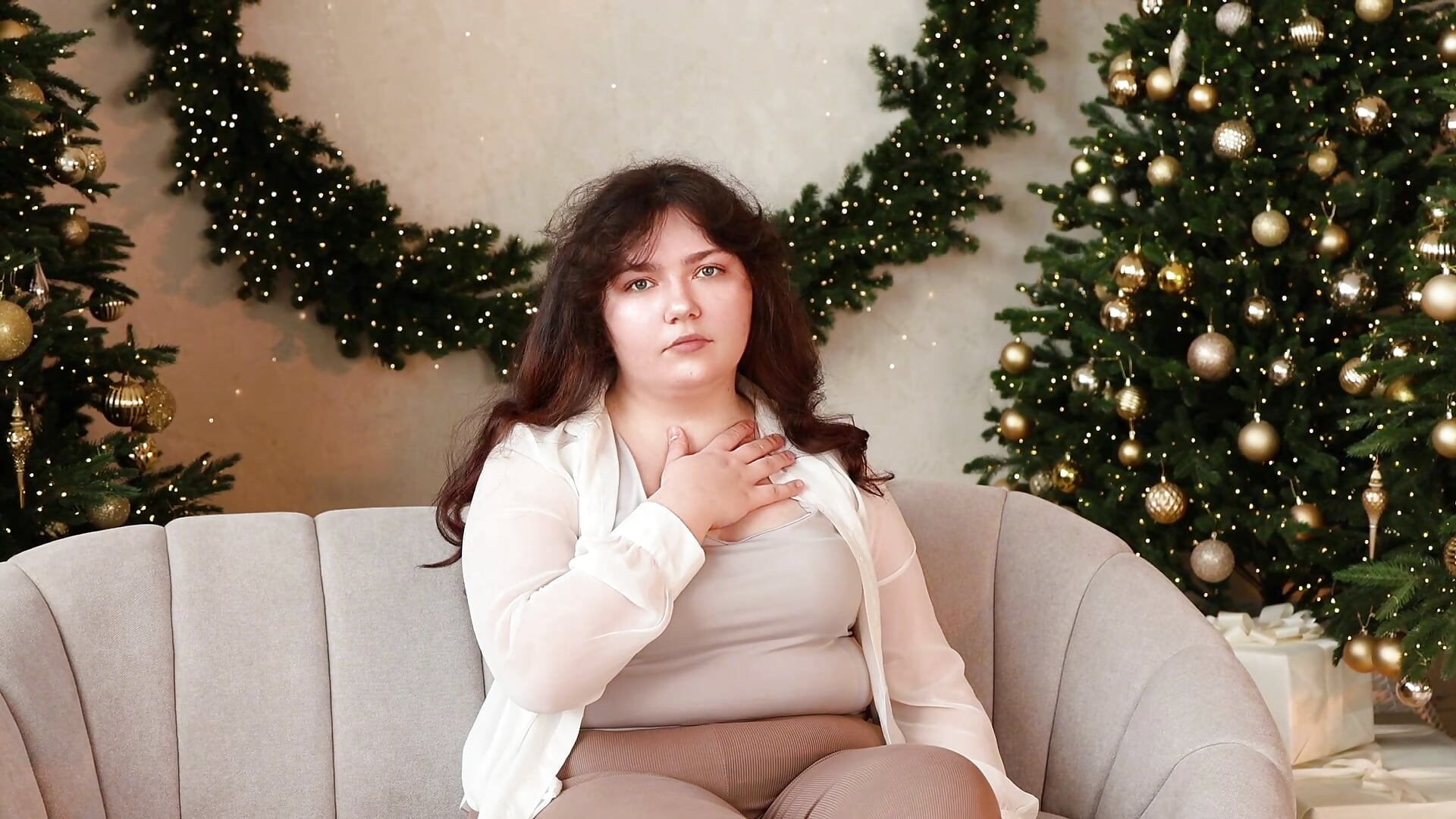 my soft light - video by NeonilaLisova cam model