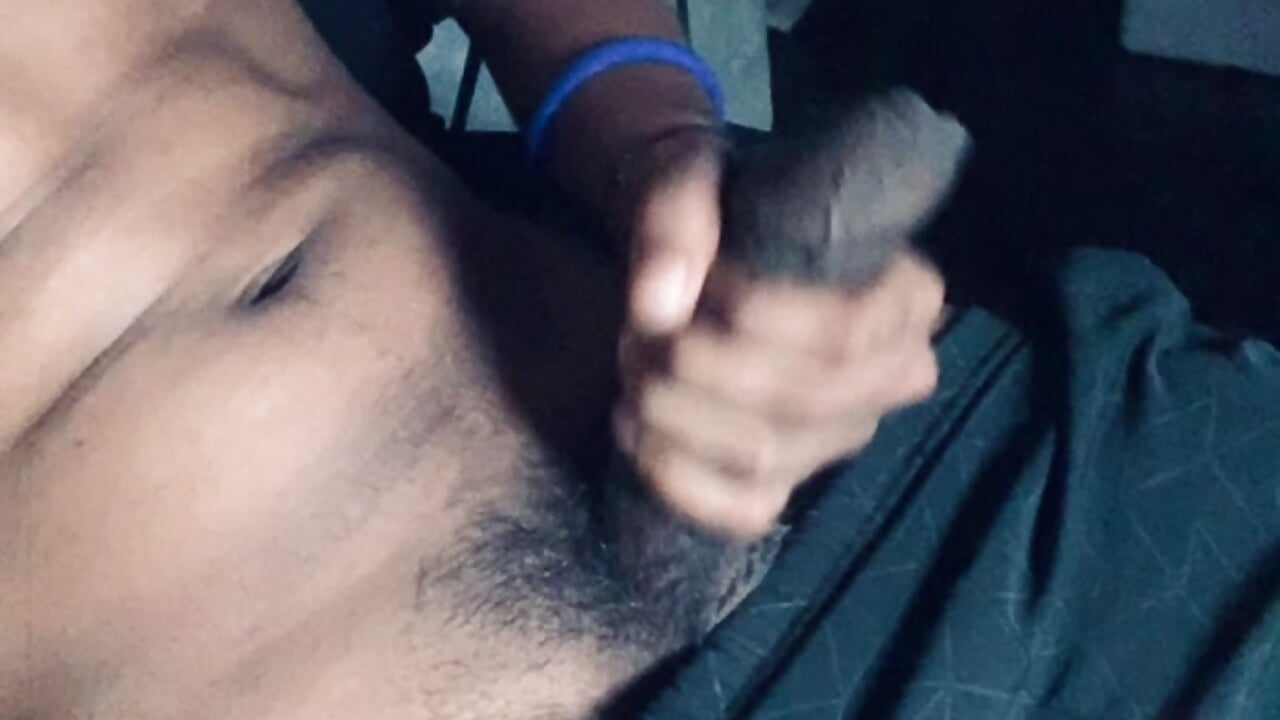 who’s wanna suck my bbc 😜😜🤤 - video by Serah99 cam model