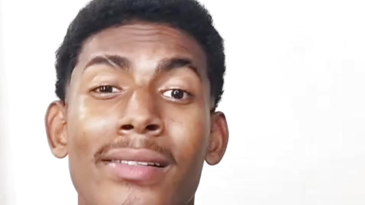 my face - video by FYKMOR_1 cam model