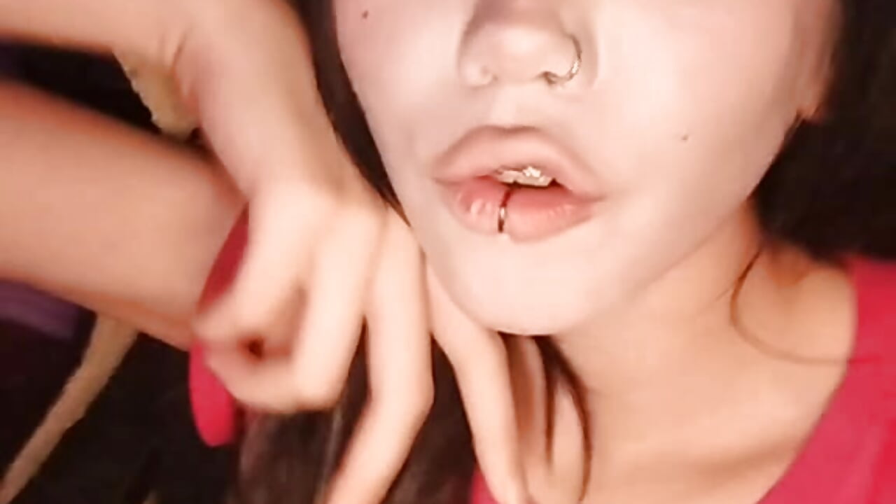 singin in my badroom💖💦 - video by PhyllisSanchez cam model