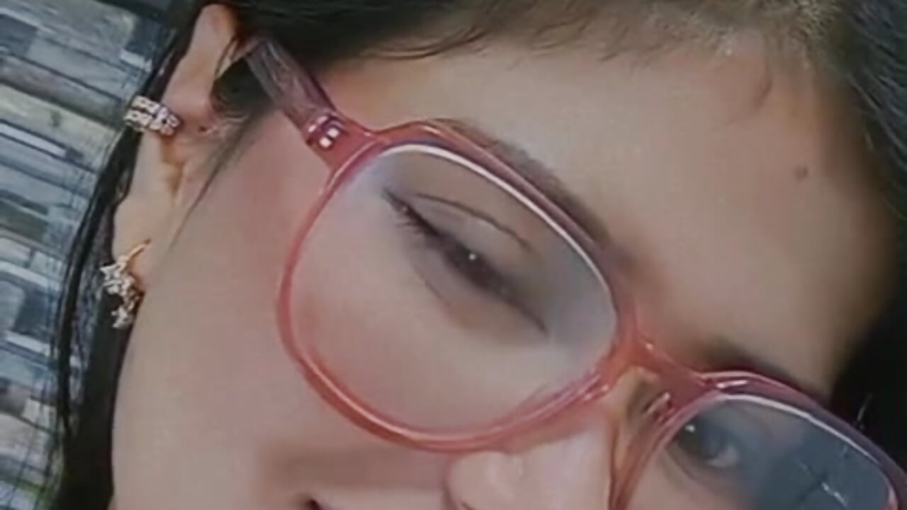 kisses - video by Phattycole cam model