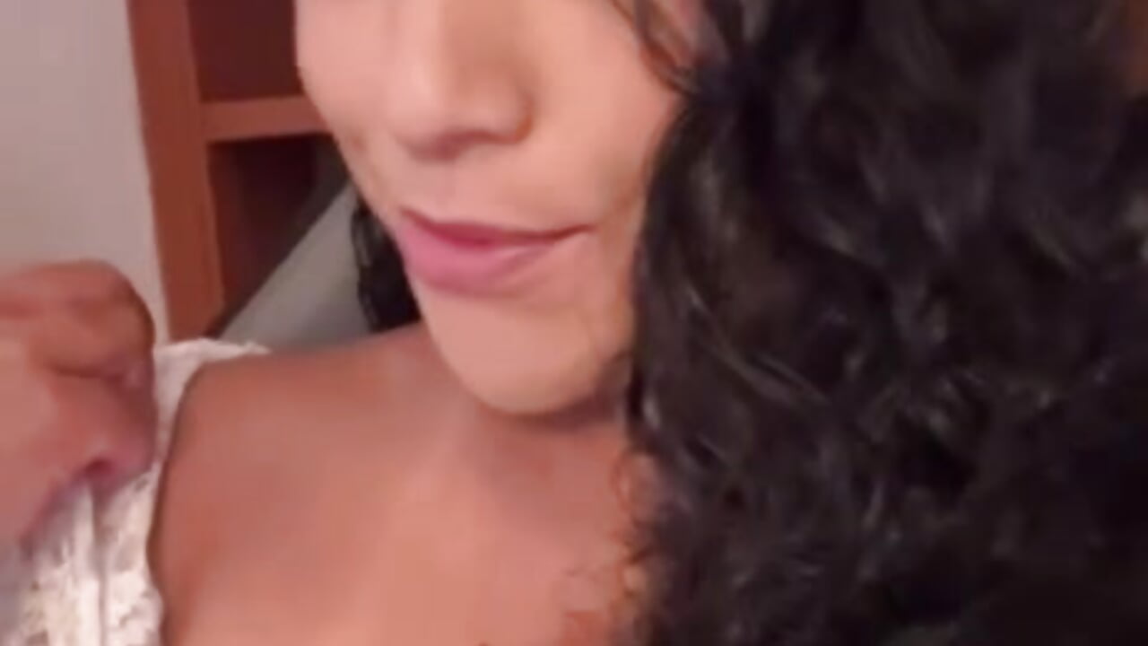 I am your wet dream - video by emily_perezz cam model