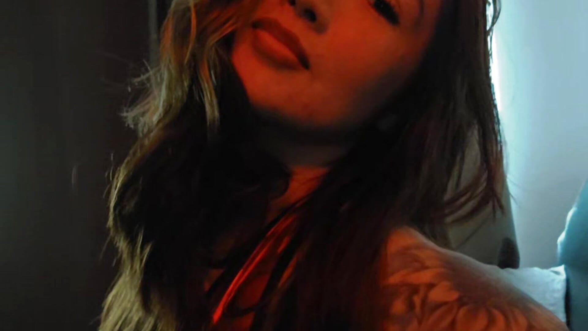 Kitana 🔪 - Video von lunnaa_
