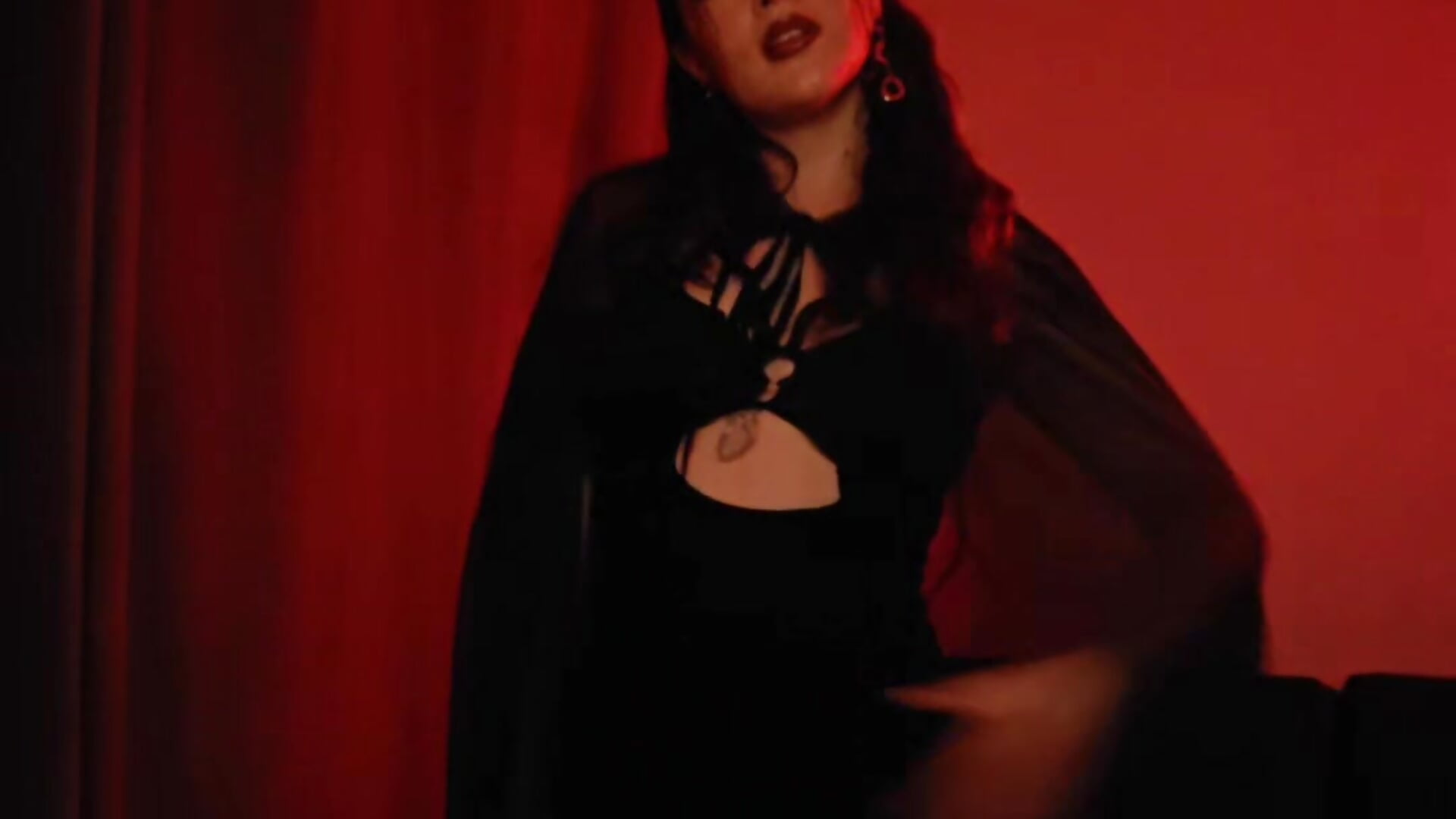 We love Halloween. - video by lunnaa_ cam model