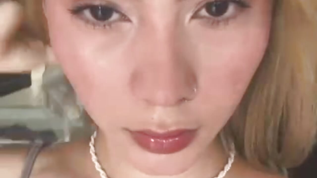 d386c710-414a-46ed-b748-48e01c9970dd - video by rubby_lux cam model