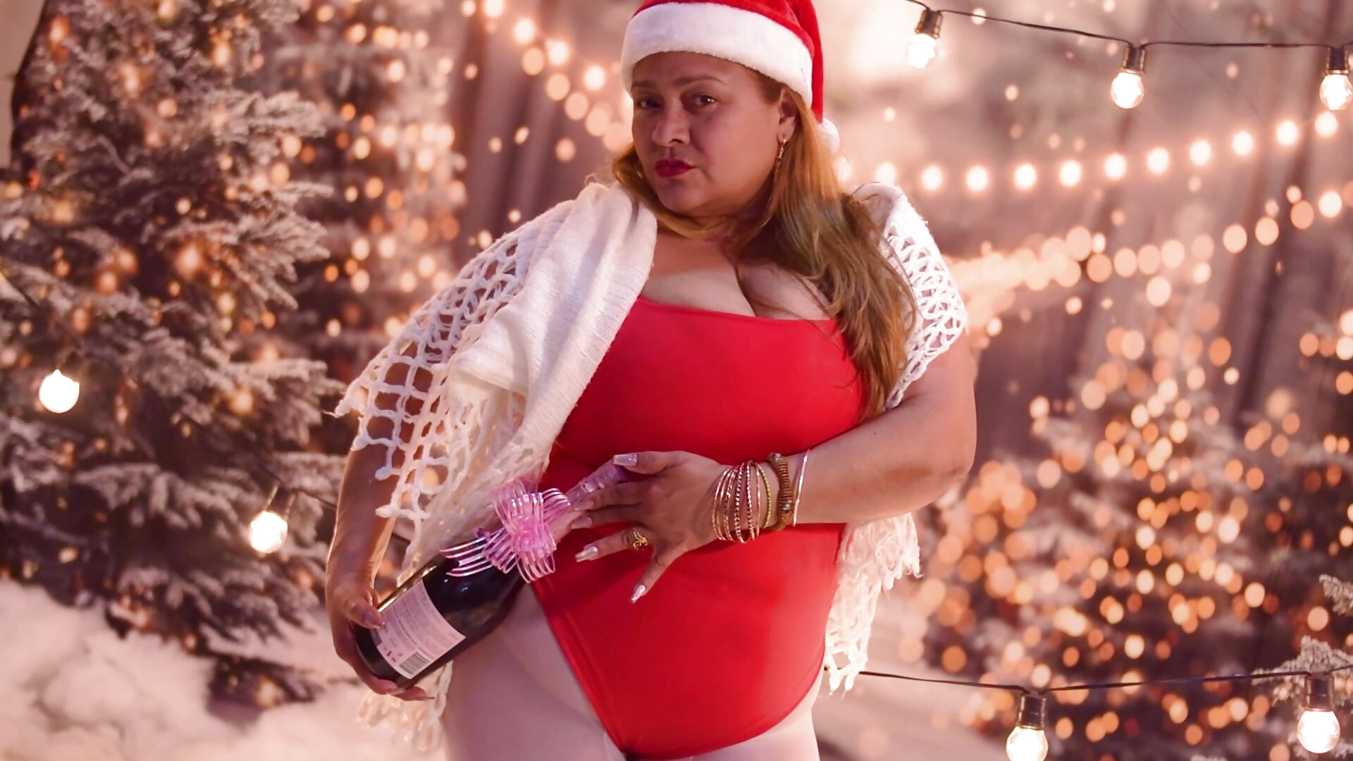 ho ho ho - vidéo du modèle de showcams MonzerratBoyer