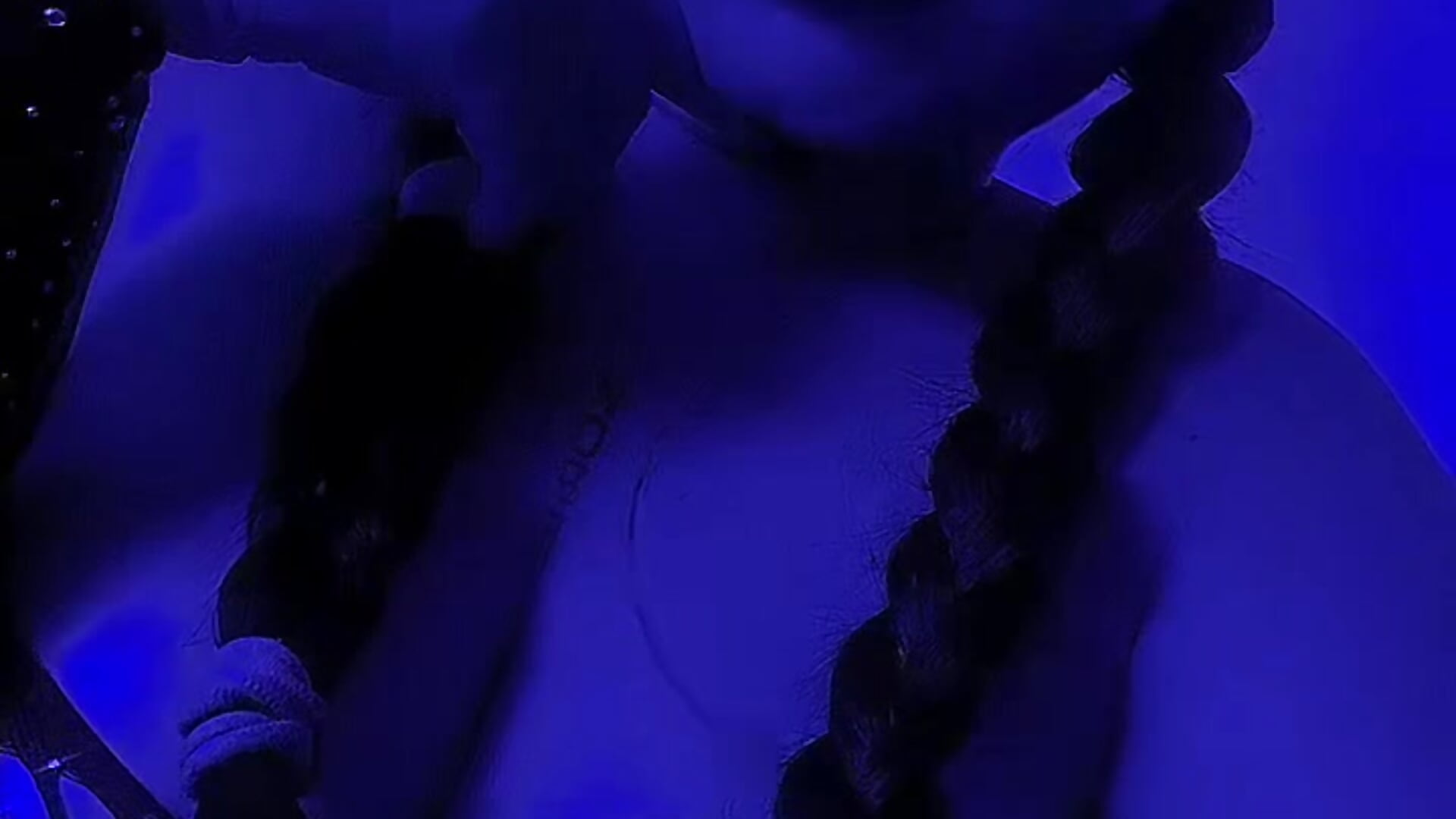 Tiktok - video by AdriRoberts1 cam model